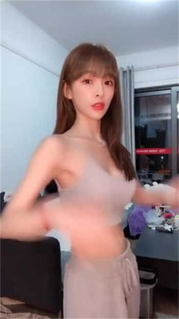 爱婷哥被扎聊天记录