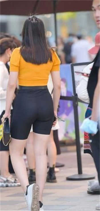 鄂州一家人是什么梗