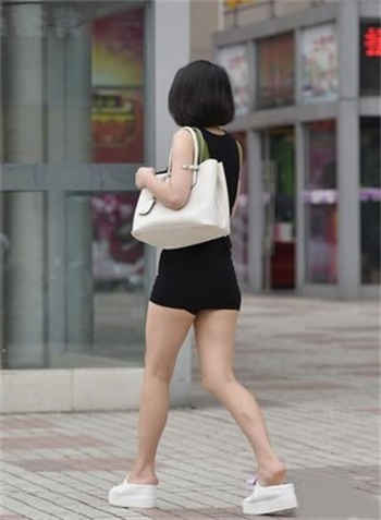 女生发哼是什么意思