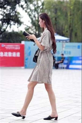 女人生器纹身图片