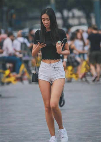 辣妞范儿视频10000部