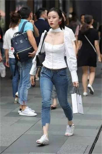 抖音周立珊40w视频