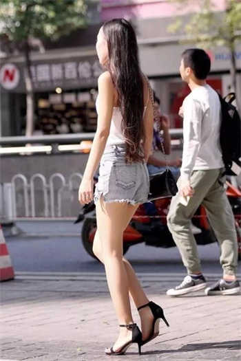 电工老张刘梦姊妹