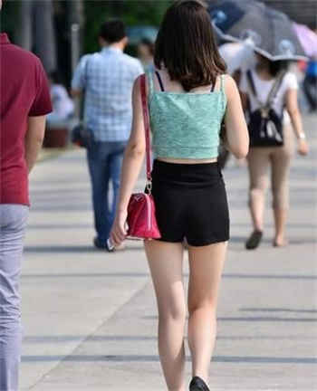 兔子先生里面的凌波丽是谁