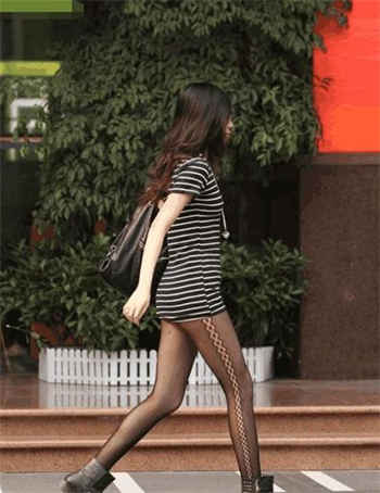 80岁老人和保姆怀孕