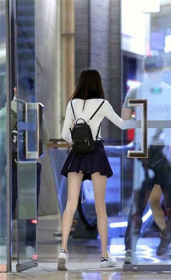 一女七夫的快乐生活