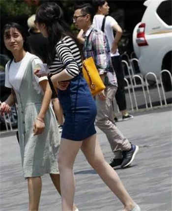 内衣办公室在线樱花网