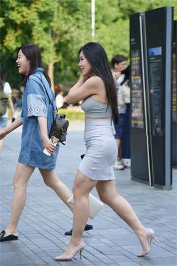 今夜盛放txt下载