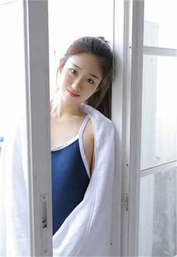 天水小区女子小便