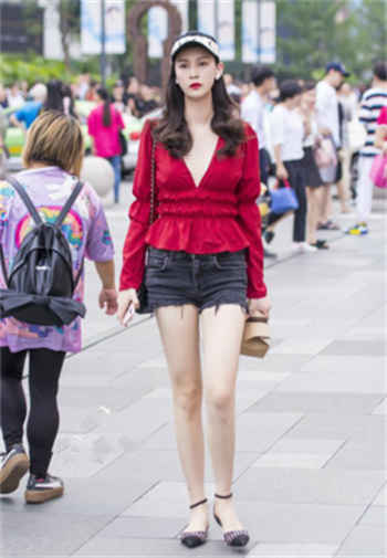 红楼吧在线观看