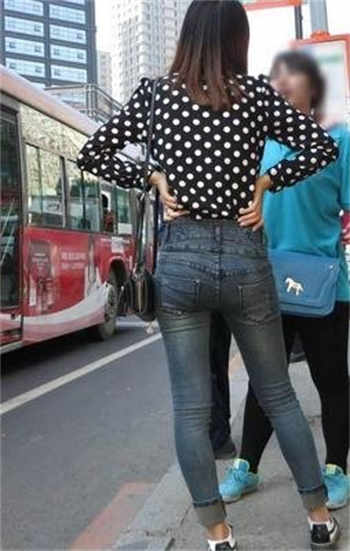 重生抱紧首长不放手
