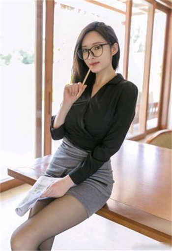 都市情缘张曼妮20章