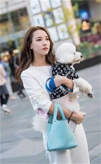 老农在女儿宿舍过夜