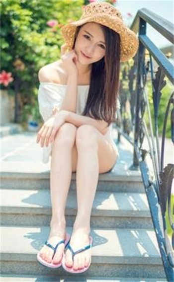 跪求此女名字要中文的