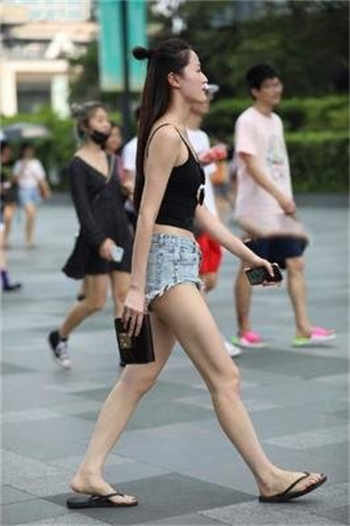 梁朝伟 色戒 手伸入