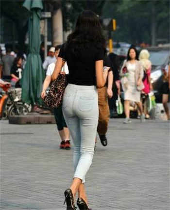 七彩公寓电影