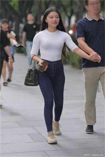 韩婧格镜子