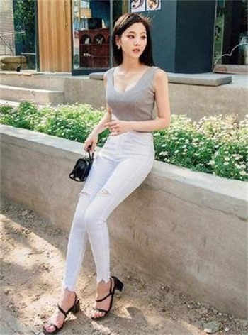 《万载一春秋》一杯酒凉