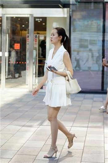 小妖精免费网站